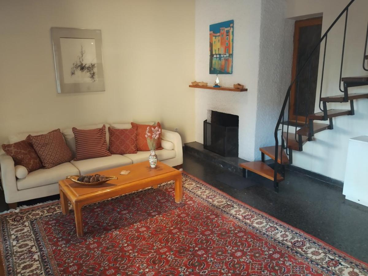 Sunny Apartment Northern Athena Bagian luar foto